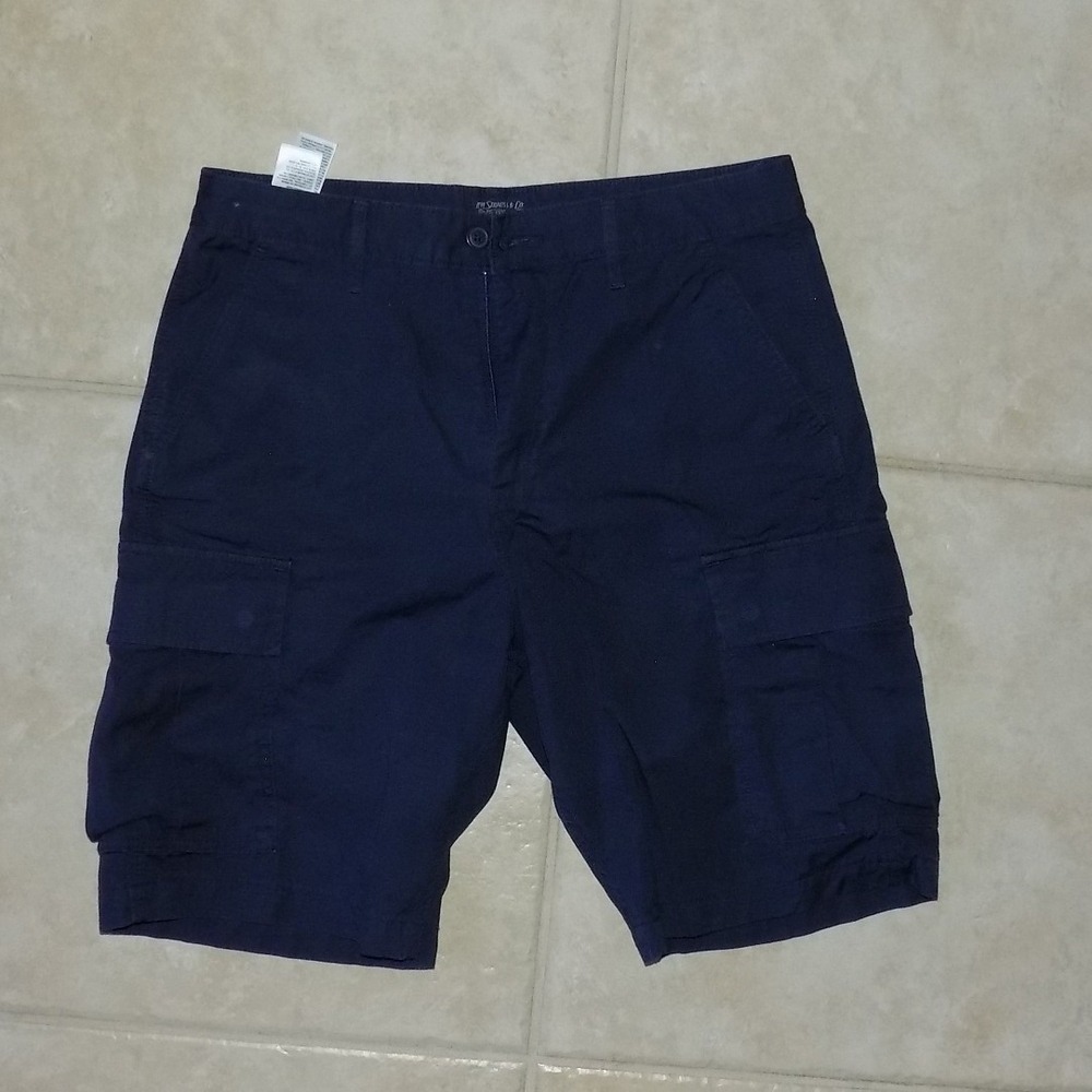 Levi Strauss Co Mens Navy Blue Cargo Shorts Size 32 Utility Pockets Relaxed Fit